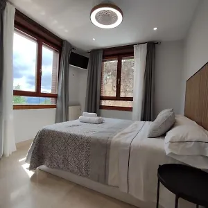 Con Hermosas Vistas A Privatunterkunft